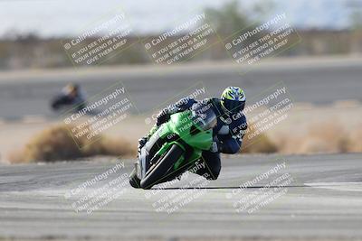 media/Nov-16-2025-Race Pace (Sun) [[8c5fa54630]]/Non Verified Riders (1st 20 Minutes)/1-Turn 14 (10am)/